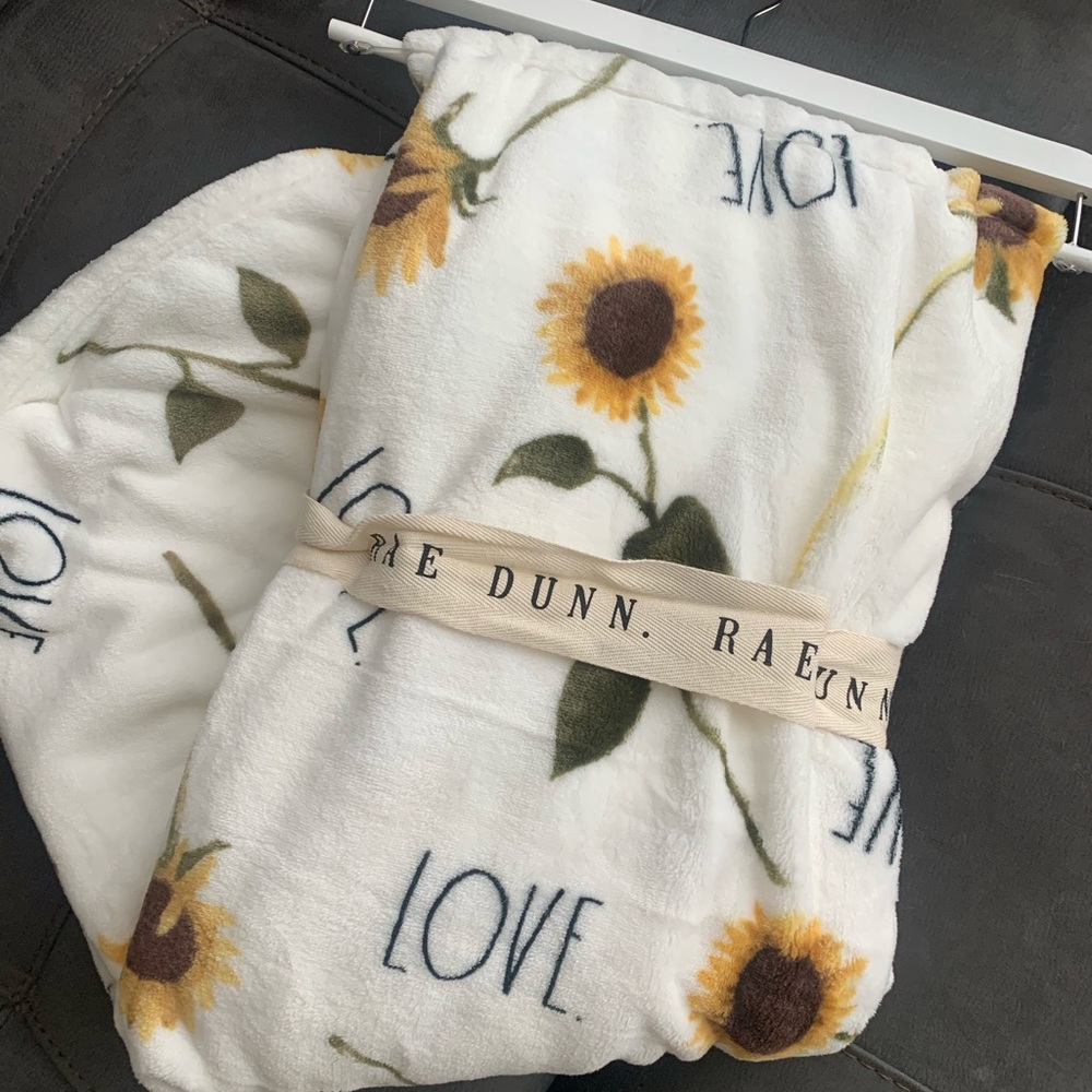 Rae dunn sunflower blanket